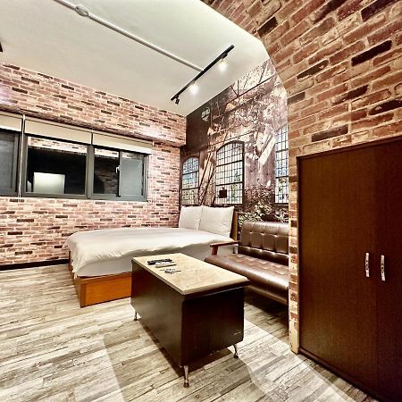 御旅 Inn 台中市 エクステリア 写真