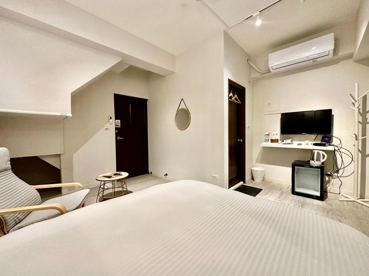 御旅 Inn 台中市 エクステリア 写真