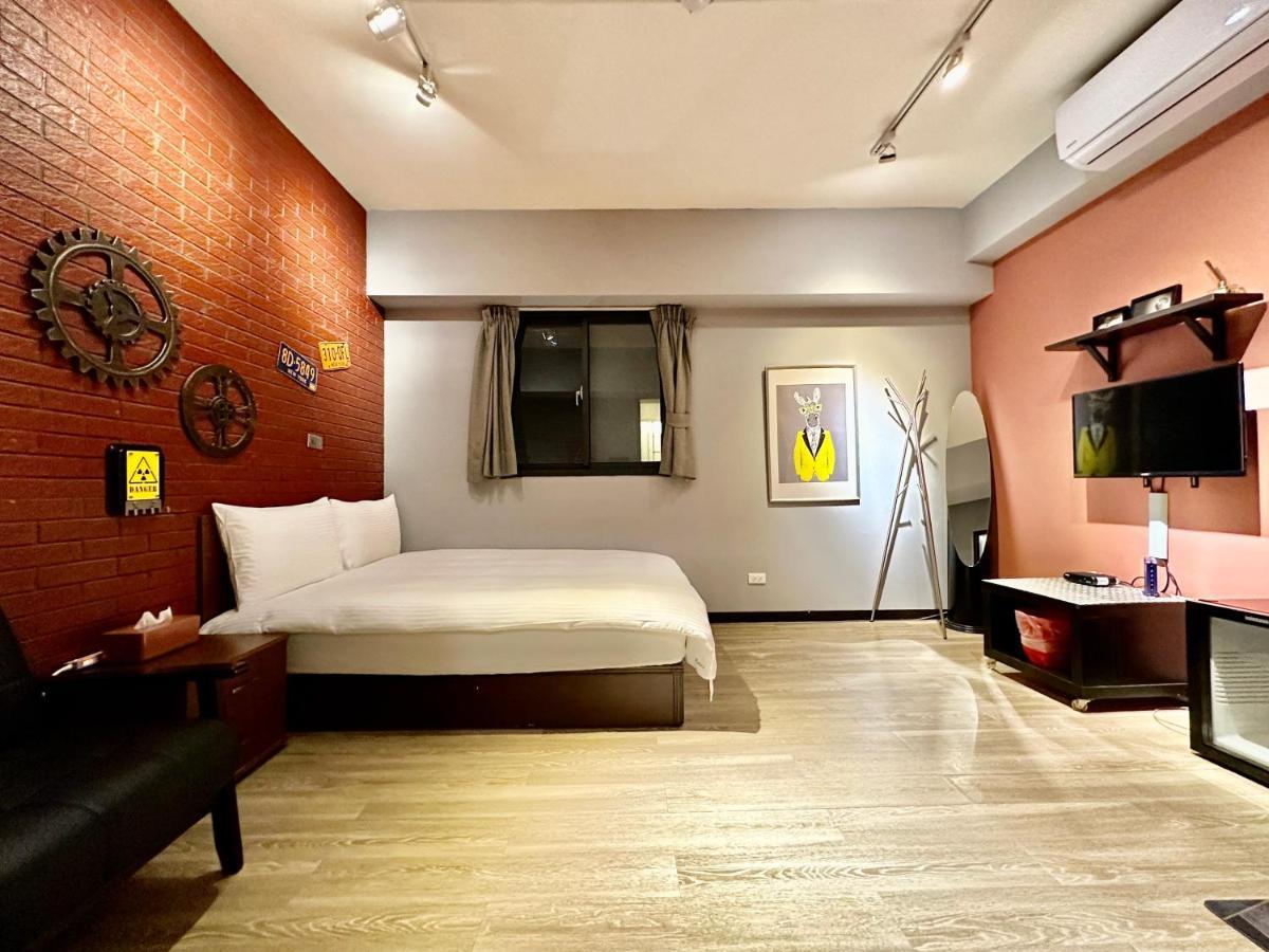 御旅 Inn 台中市 エクステリア 写真