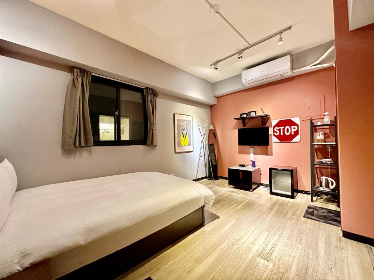 御旅 Inn 台中市 エクステリア 写真