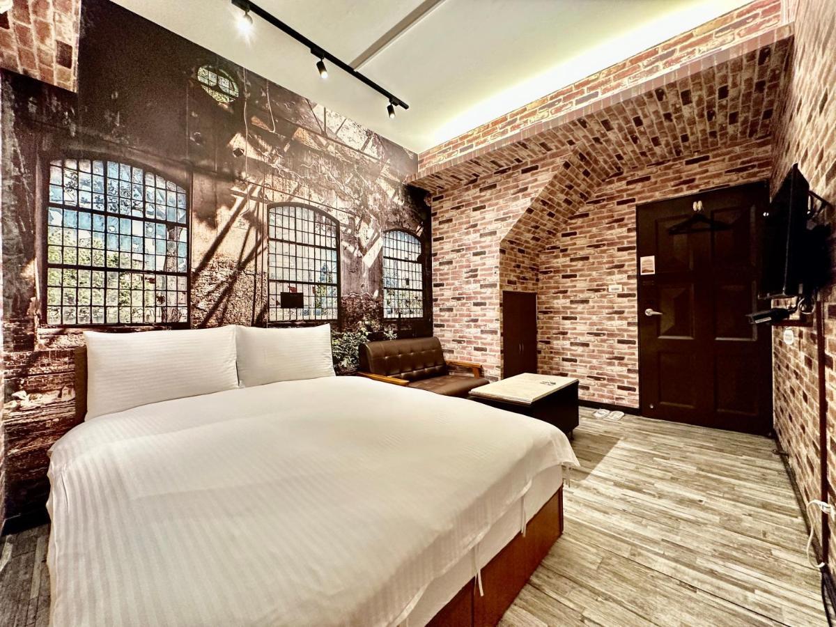 御旅 Inn 台中市 エクステリア 写真