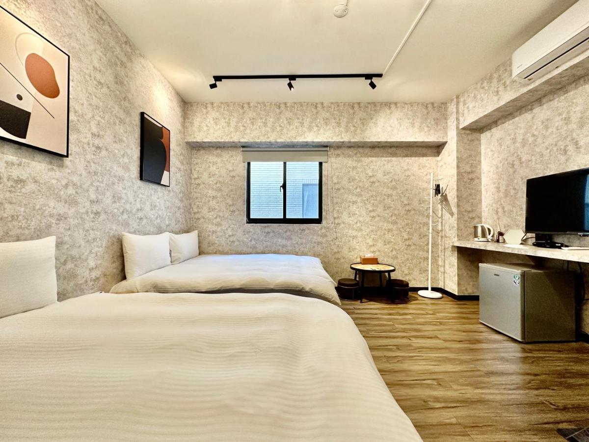 御旅 Inn 台中市 エクステリア 写真
