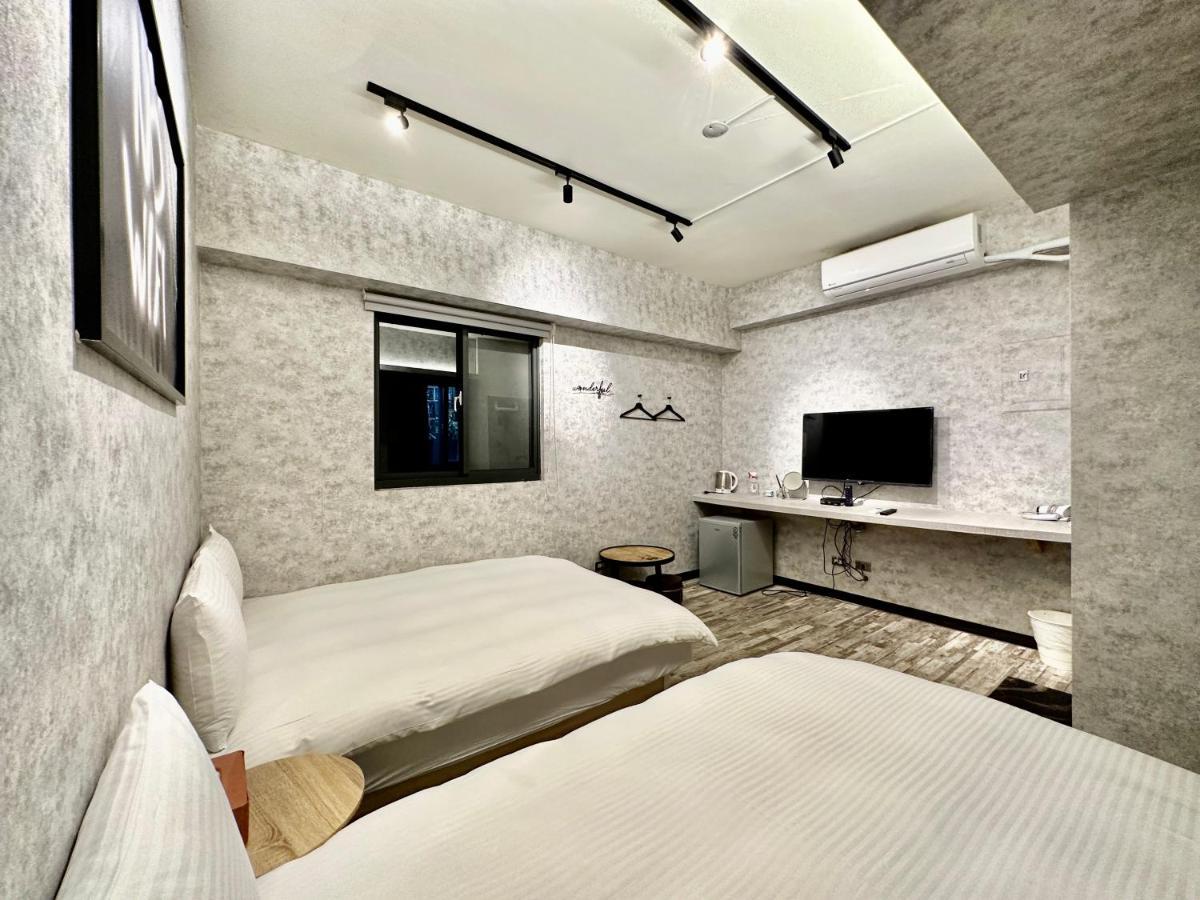 御旅 Inn 台中市 エクステリア 写真