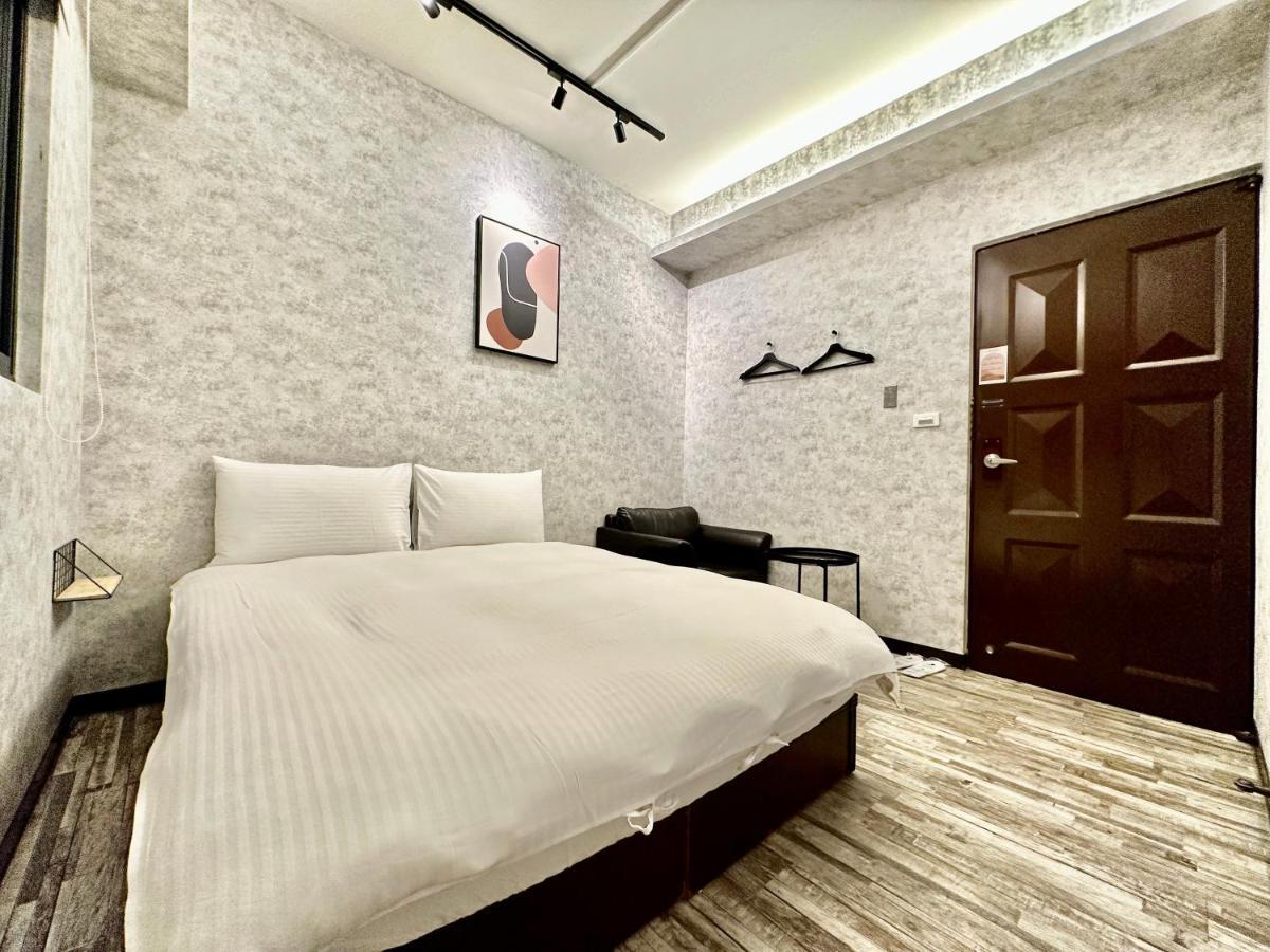 御旅 Inn 台中市 エクステリア 写真